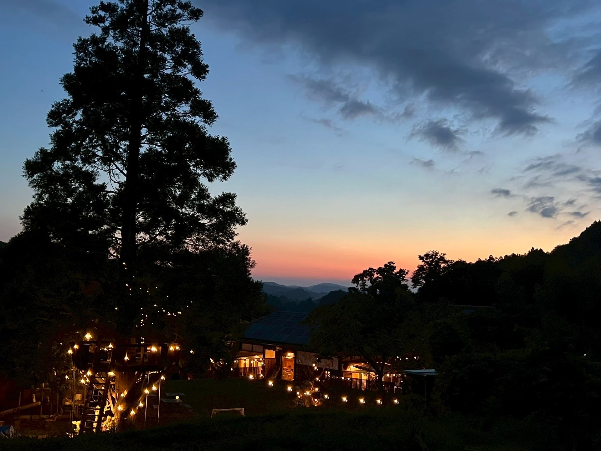 Washin Village at night